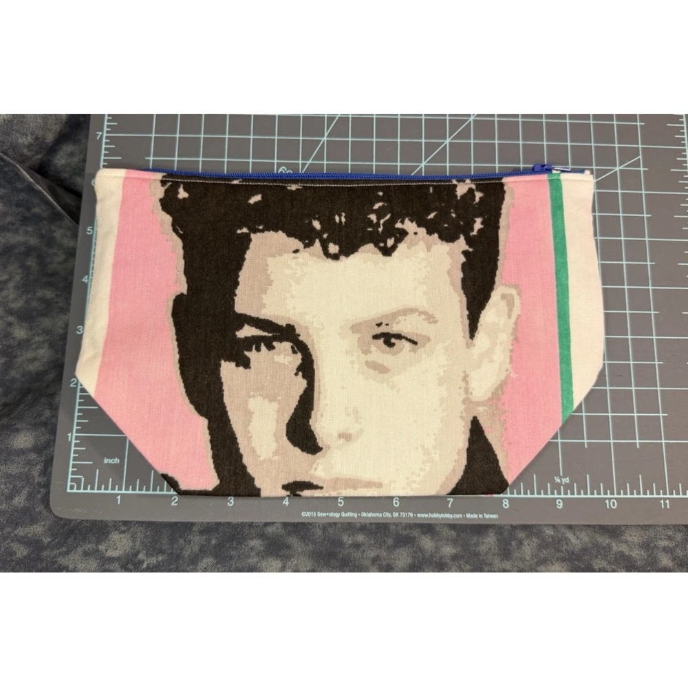 New Kids On The Block Graphic Cosmetic Bag Set - Picture 4 of 5